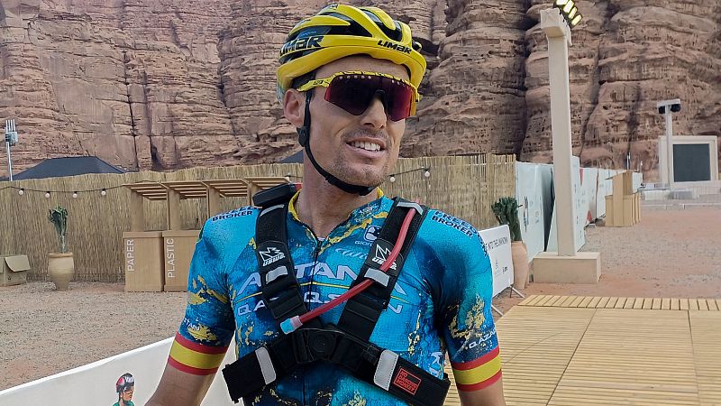 Luis León Sánchez salta a la Titan Desert de Marruecos - ver ahora