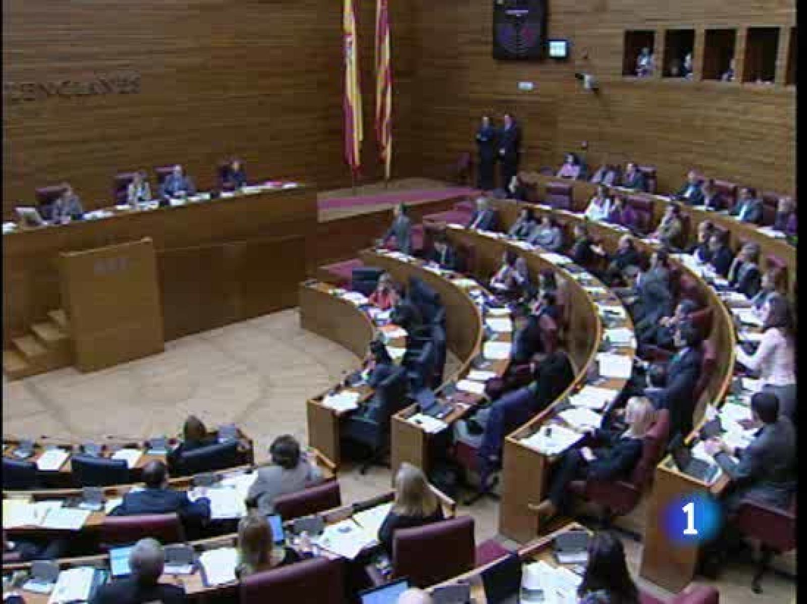 Hoy el pleno de las Cortes Valencianas ha terminado en bronca | Ver