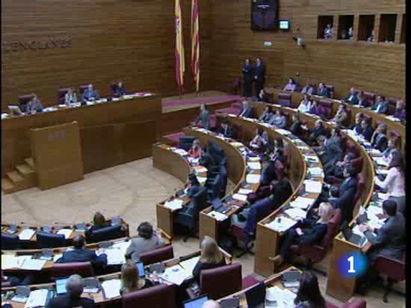 Hoy el pleno de las Cortes Valencianas ha terminado en bronca | Ver
