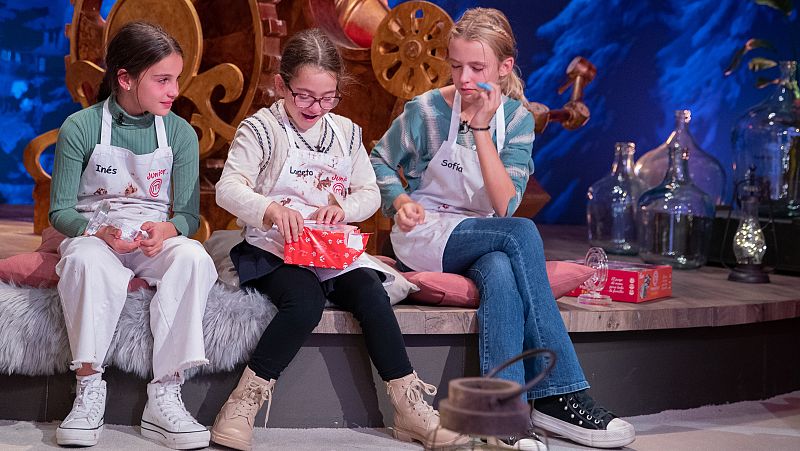 Gran sorpresa! Loreto abandona MasterChef Junior 10 junto a Sofa e Ins | Ver