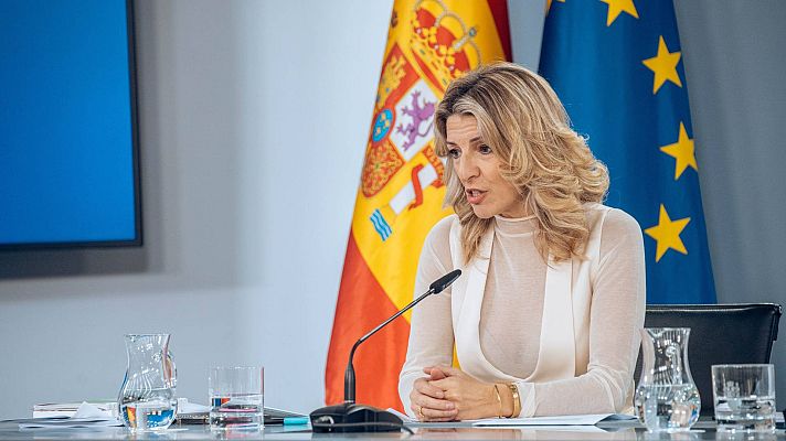 Telediario 1 - El Gobierno aprueba la reforma del subsidio de desempleo: mayor cuantía y compatible con el empleo