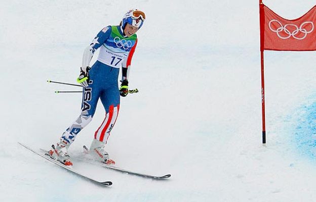  - Lindsey Vonn se cayó en el gigante