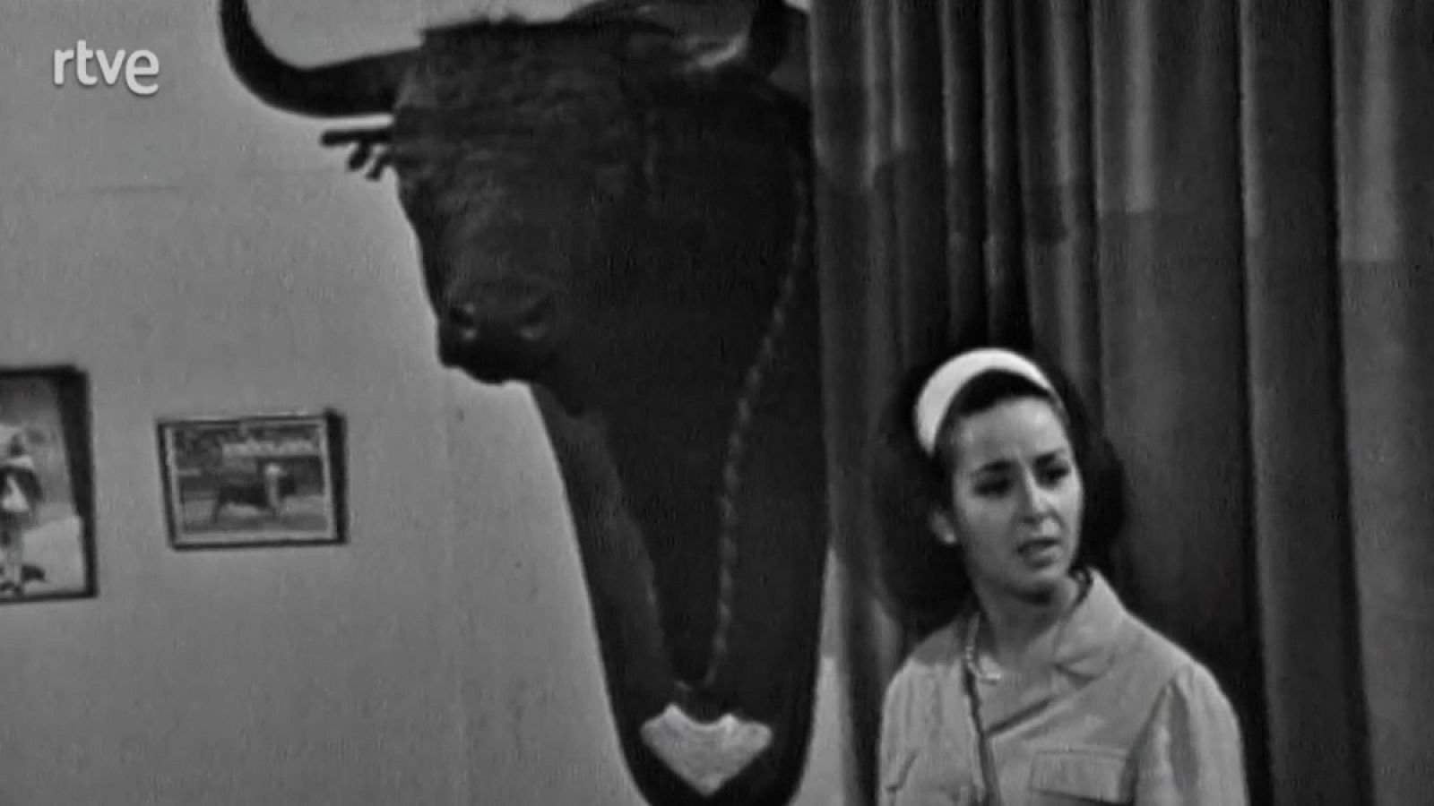 Tiempo y hora - El último toro - Tiempo y hora | Ver