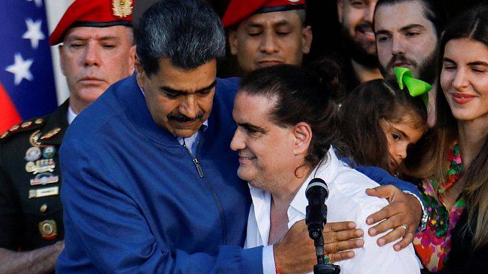 Telediario 1 - El supuesto testaferro de Maduro regresa a Venezuela tras un intercambio de presos con EE.UU.