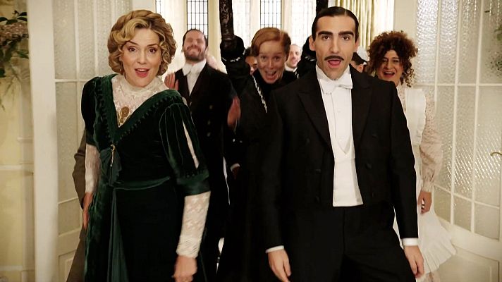 Especiales de Navidad - La Promesa lo da todo al ritmo de "Yo quiero bailar"