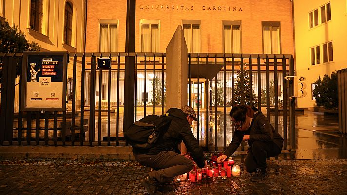 Telediario en lengua de signos - Telediario - 8 horas -22/12/23 - Lengua de signos