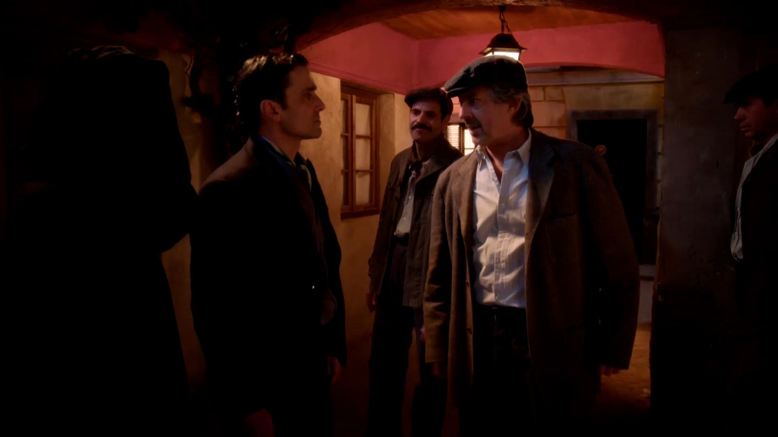 La Moderna: Higinio cae en la trampa de Pietro - Salón de té La Moderna | Ver