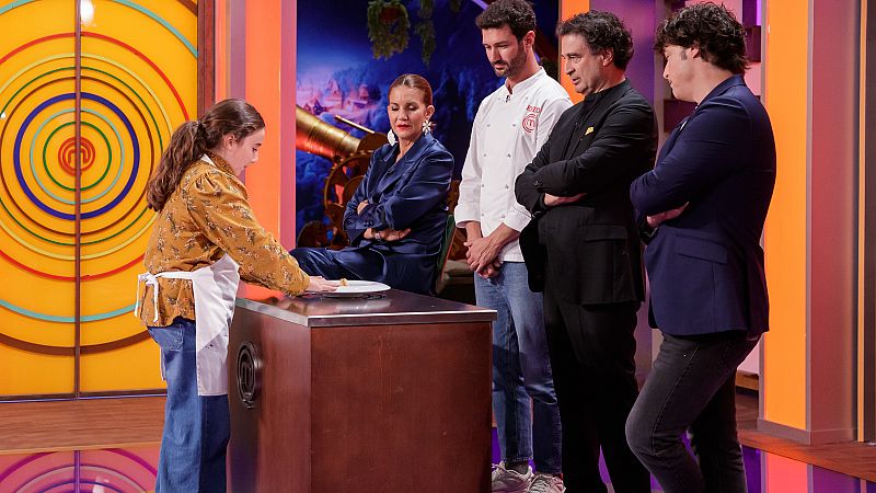 La broma a Ins Cantero sobre Tamara Falc en MasterChef Junior 10 | Ver