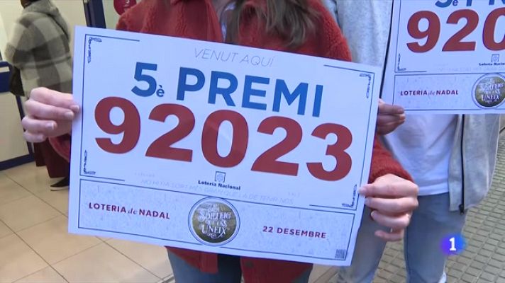 L'Informatiu - El número 92.023 deixa més de 3 milions d'euros amb un cinquè premi a Salt