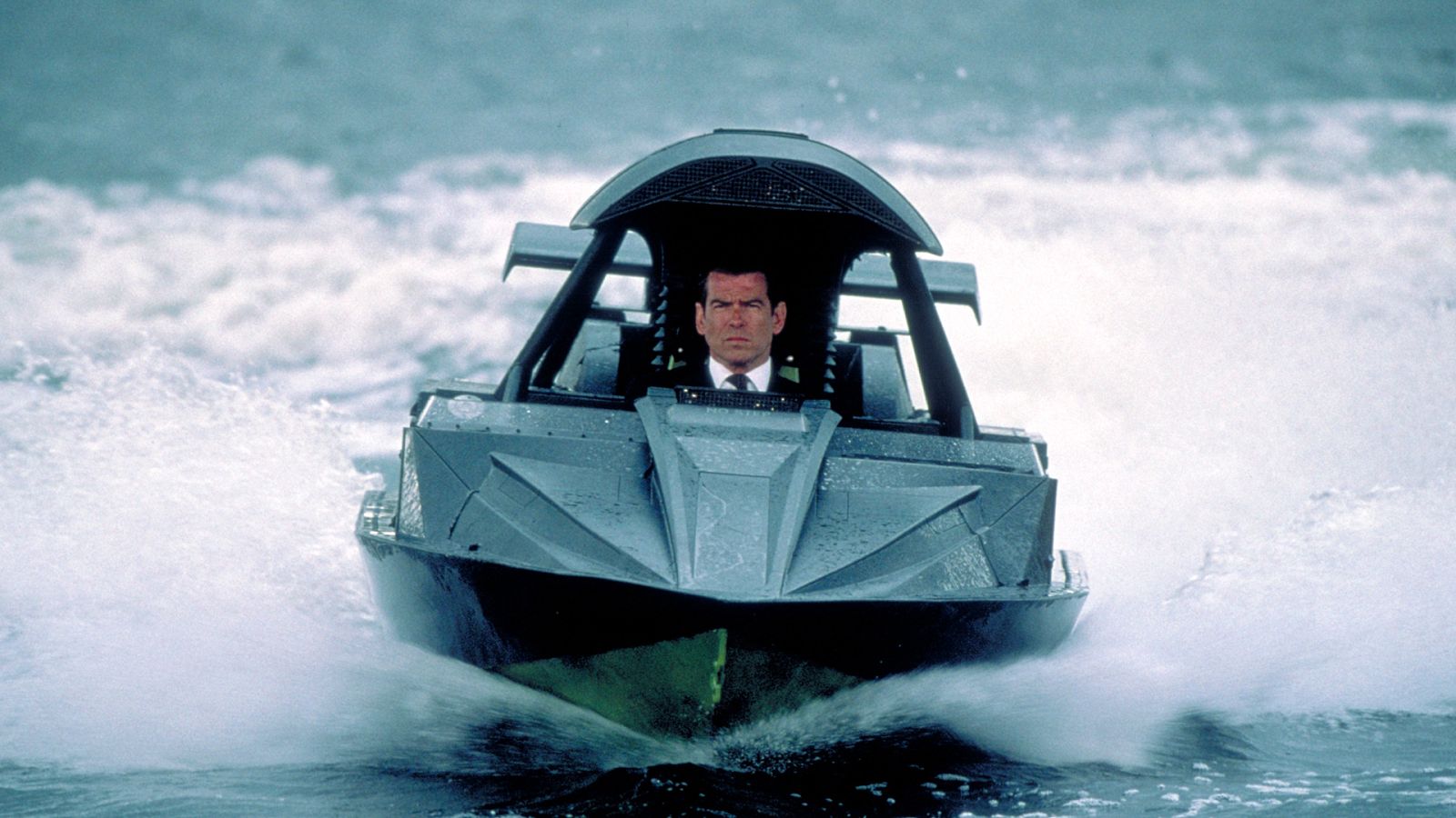 El mundo nunca es suficiente | Ver películas gratis en RTVE Play - Cine de siempre | Ver película