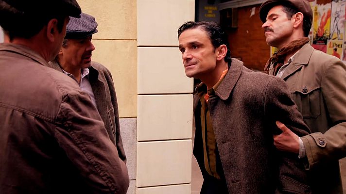  - Higinio y sus matones le dan una paliza a Pietro