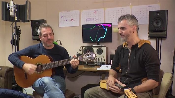 L'Informatiu - Els Xiula acosten el dol i la mort als més petits