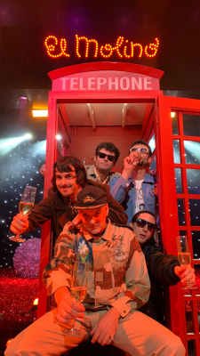 Cachitos de hierro y cromo - CARLANGAS Y LOS CUBATAS "¡Hola, mi amor!"