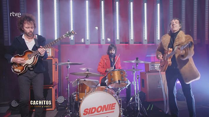 Cachitos de hierro y cromo - SIDONIE "No salgo más"