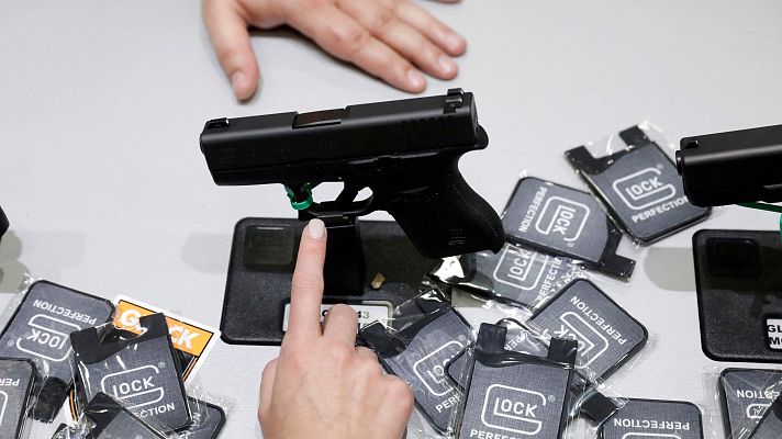 Telediario 1 - Muere a los 94 años Gaston Glock, el inventor de una de las pistolas más famosas del mundo