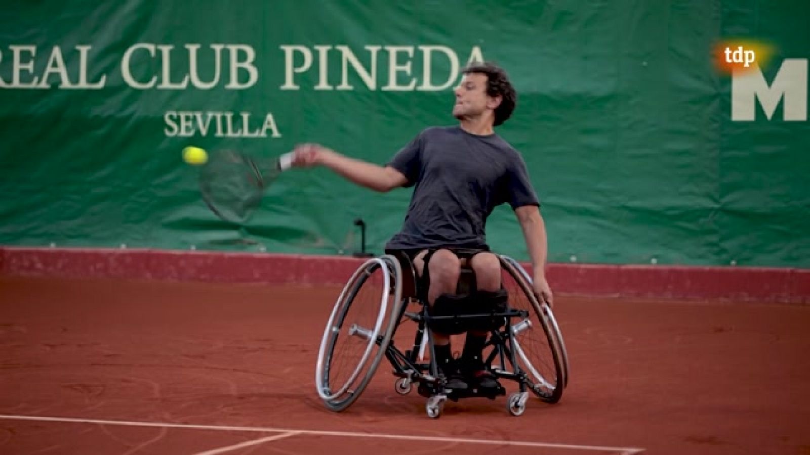 Tenis en silla de ruedas - Genios sobre ruedas - ver ahora