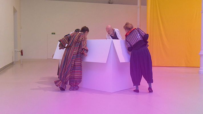 Objetivo igualdad - La exposición de Ulla von Brandenburg, artista visual alemana, en Madrid