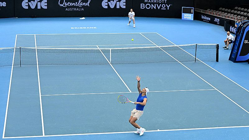 Rafa Nadal ultima su regreso en Brisbane entrenando con Andy Murray -- Ver ahora en RTVE Play