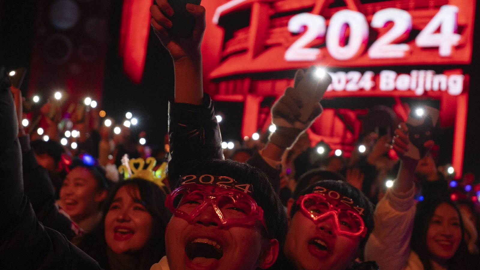 Informativo 24 horas - 20h - 31/12/23 - ver ahora