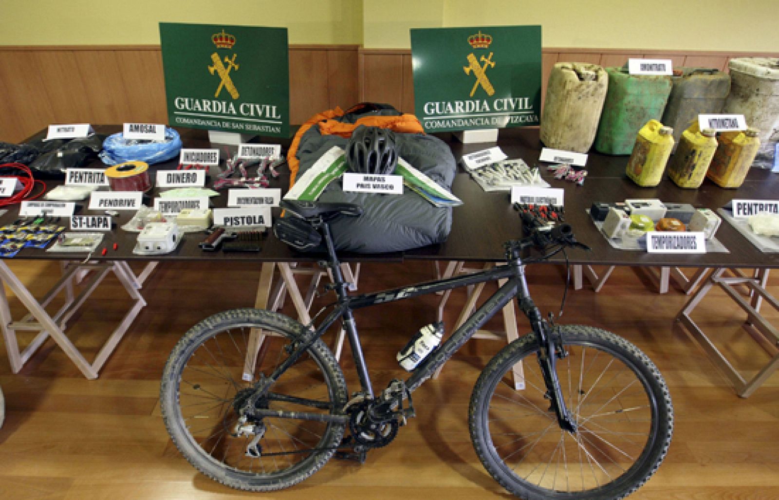 Lo que Ibai Beobide ocultaba en los zulos desmantelados ayer | Ver