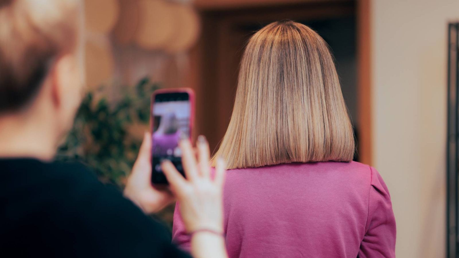 Mañaneros - Peluquero estrella en TikTok