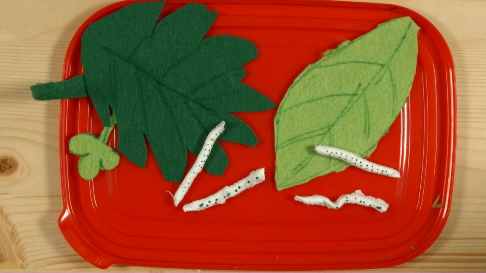 Gusano - Agus & Lui: Churros y Crafts | Ver