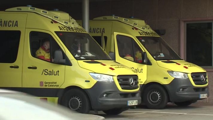 L'Informatiu - L'onada de virus respiratoris satura els centres sanitaris