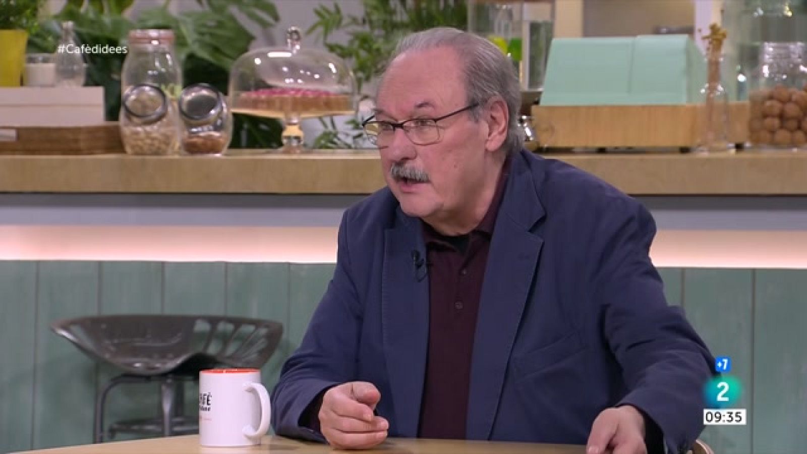 Antoni Segura ens presenta l'assaig 'El món d'avui'