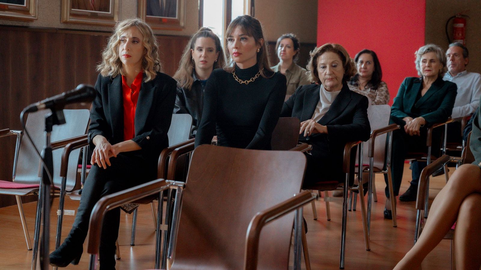 4 estrellas - T2 - Episodio 140: Orden en la sala - Ver ahora