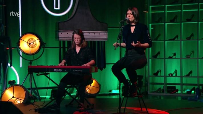 Culturas 2 - Matilda Mirana interpreta 'Sin Señal'