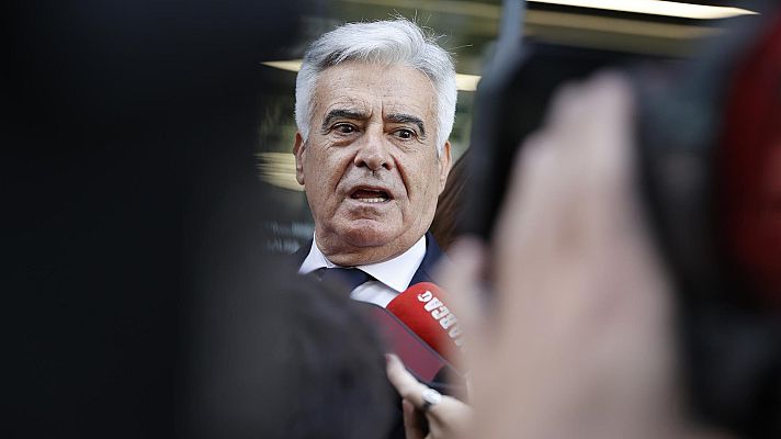 Telediario 1 - Pedro Rocha evita pronunciarse respecto a la solicitud del CSD para sancionarle