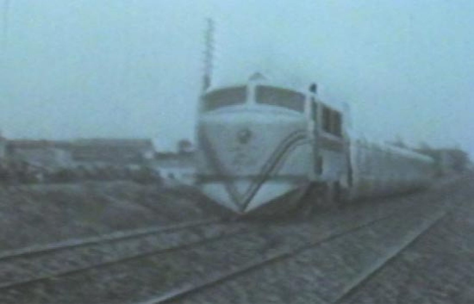 El viaje inaugural del Talgo Madrid-Barcelona - Programas y Concursos en el Archivo de RTVE | Ver