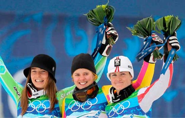  - Eslalon gigante femenino