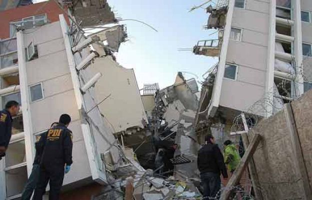 Telediario 1 - Telediario en 4' - 28/03/10