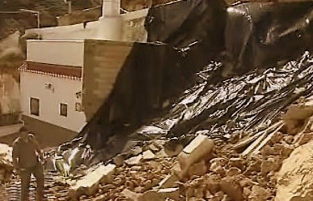 España Directo - Un pueblo partido en dos