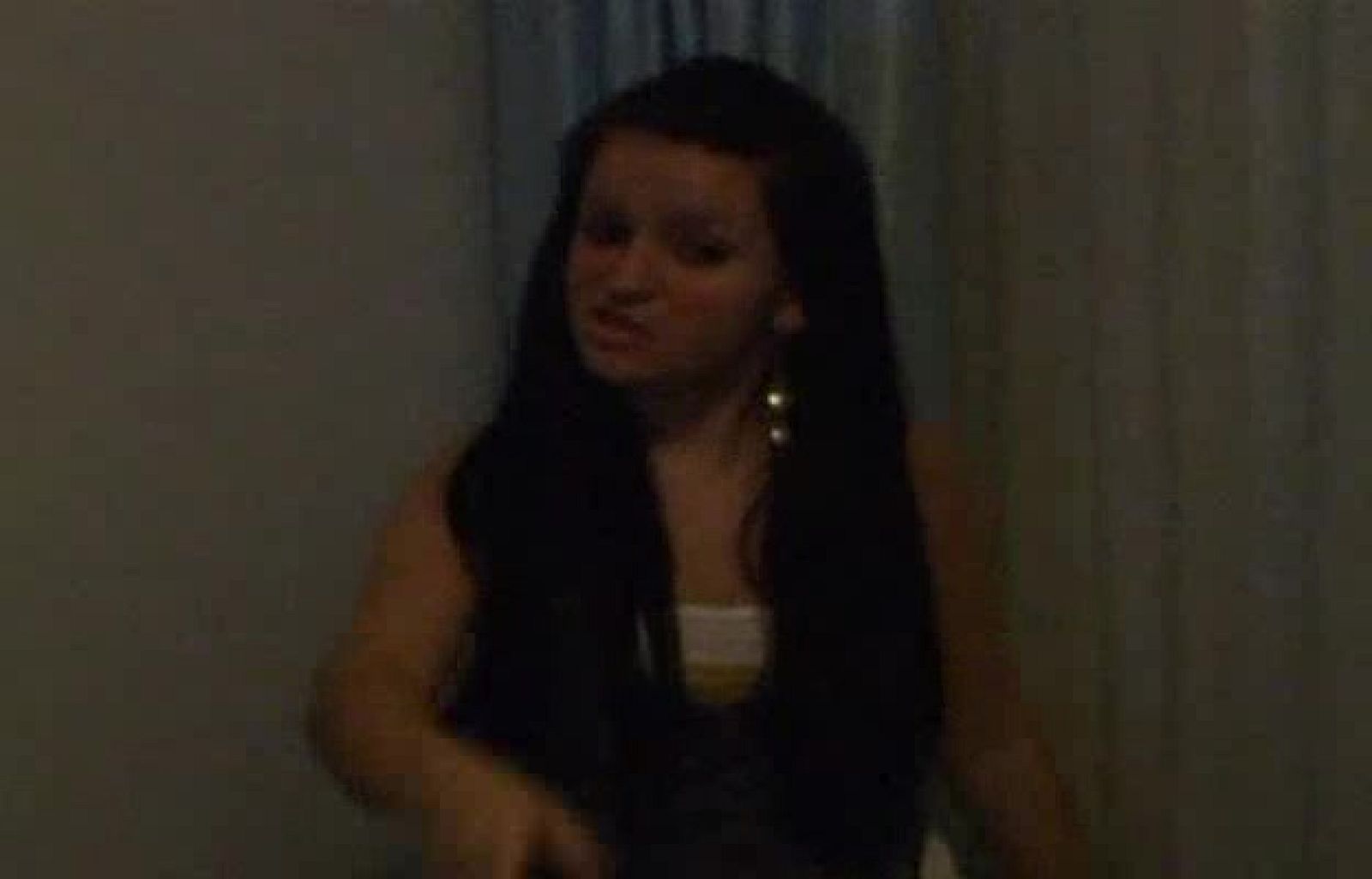 Cántame cómo pasó - Laura de Miguel es Merche - Cántame cómo pasó | Ver