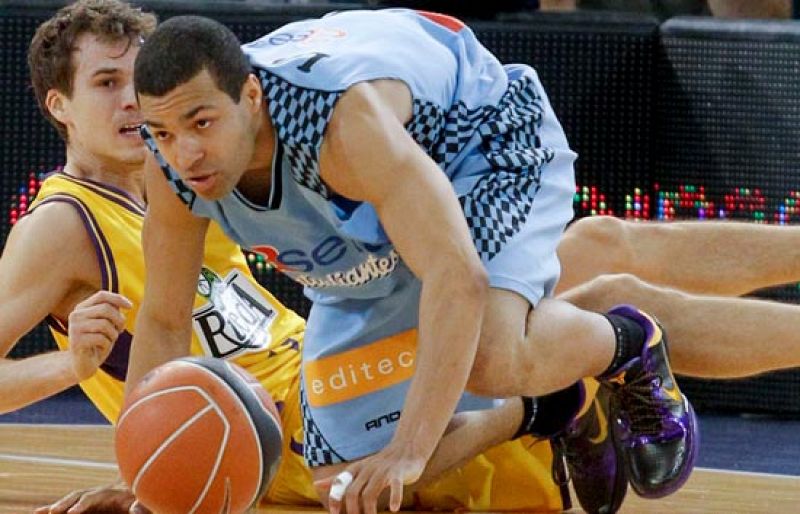 El triple de Lofton, lo mejor de la jornada en la ACB - Baloncesto en RTVE | Ver