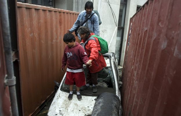  - El gobierno chileno toque de queda