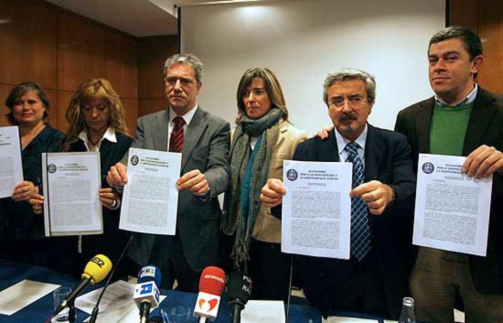 Más de un millar de jueces reclaman un poder judicial "digno" | Ver