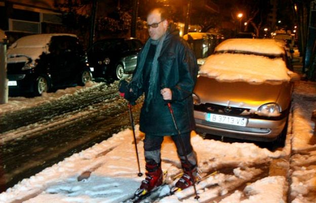 Telediario 1 - Telediario en 4' - 08/03/10