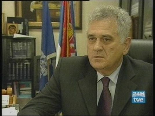  - Serbia decide: nacionalismo o UE