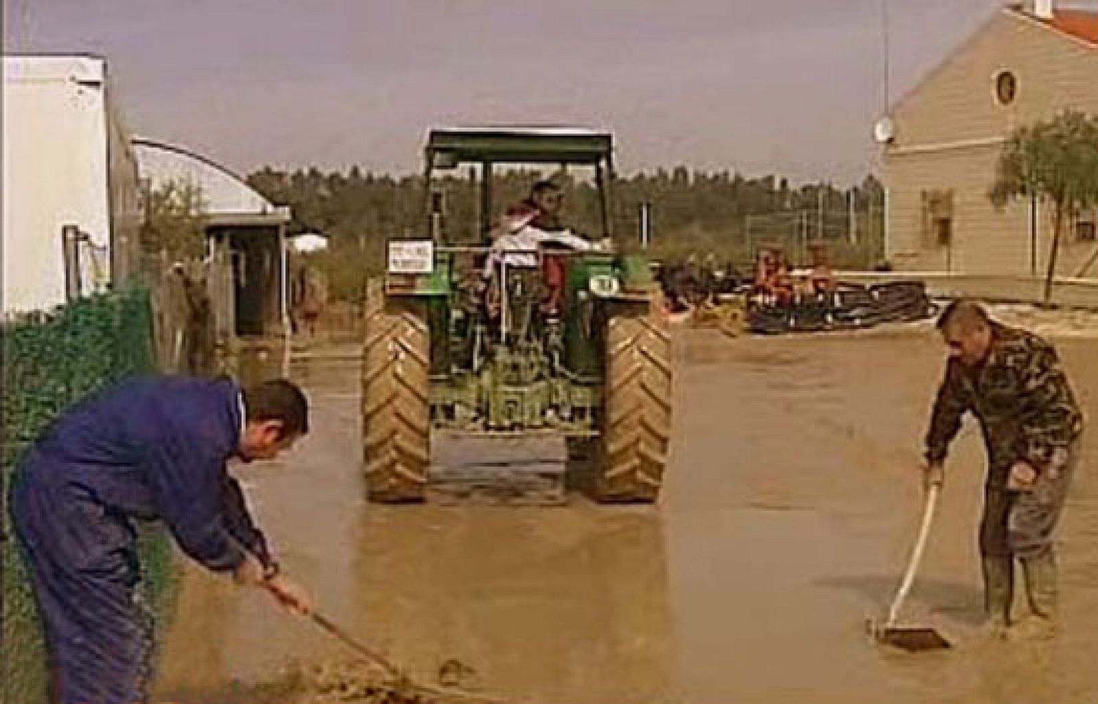 España Directo - Y anegados en Écija | Ver