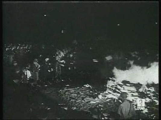  - 75 años de la quema de libros nazi