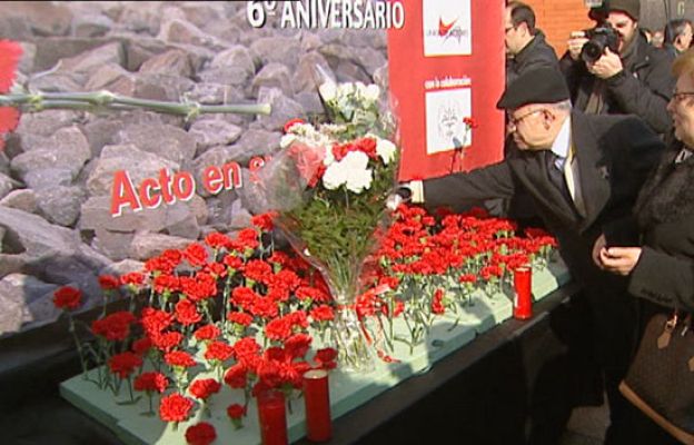 Telediario 1 - Telediario en 4' - 11/03/10