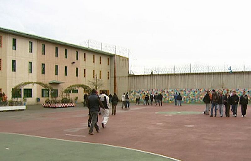 Casi 200.000 españoles condenados por delitos de tráfico | Ver