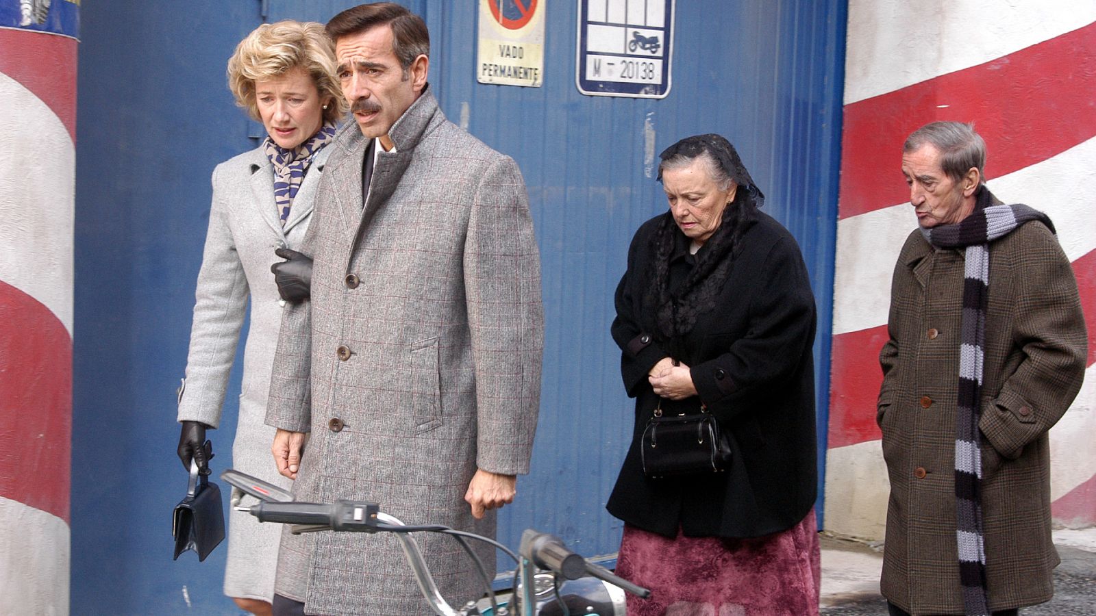 Cuéntame cómo pasó - T4 - Episodio 10: Ni un paso atrás - Ver ahora