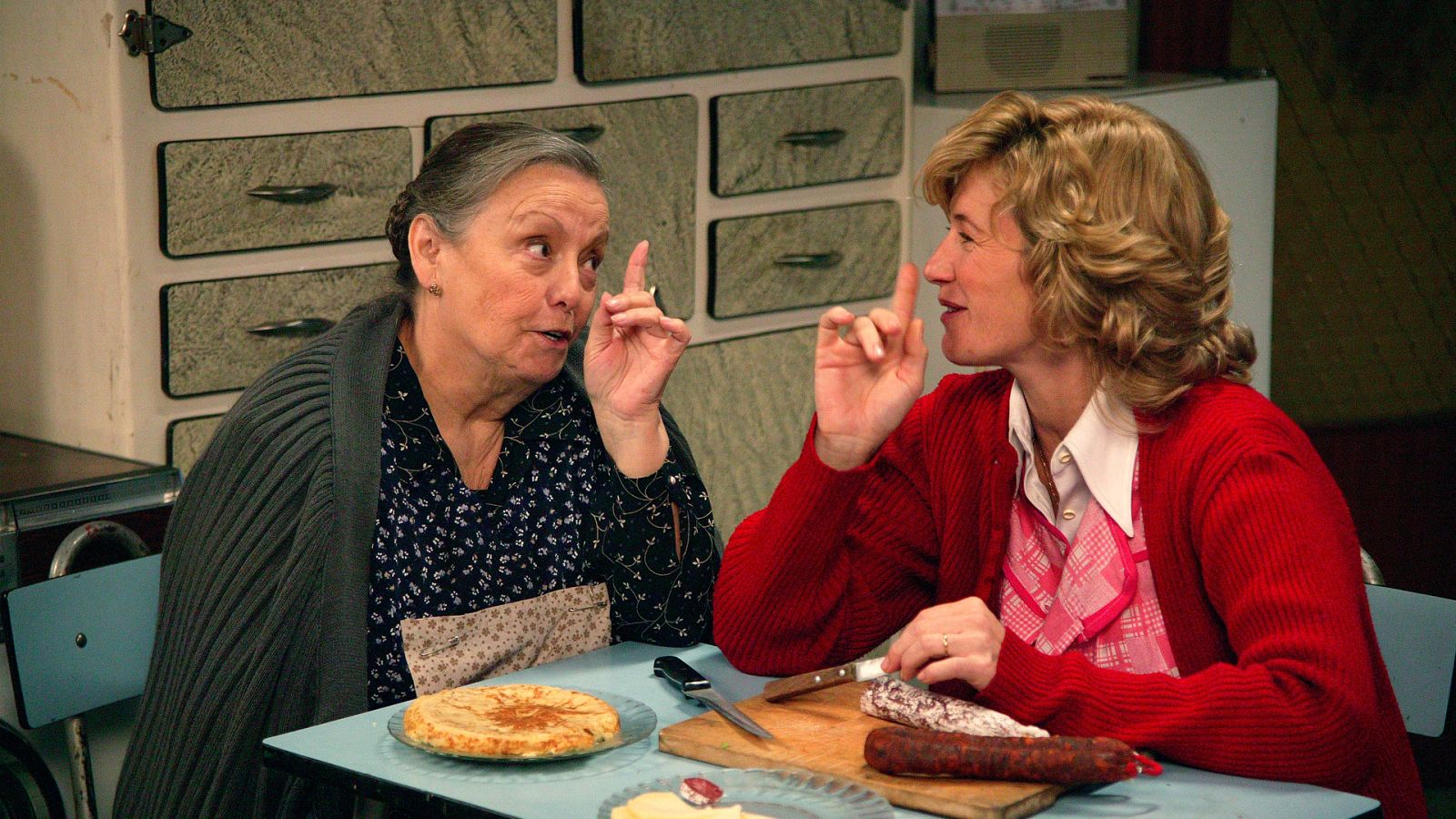 Cuéntame cómo pasó - T5 - Episodio 8: Fe, esperanza y caridad - Ver ahora