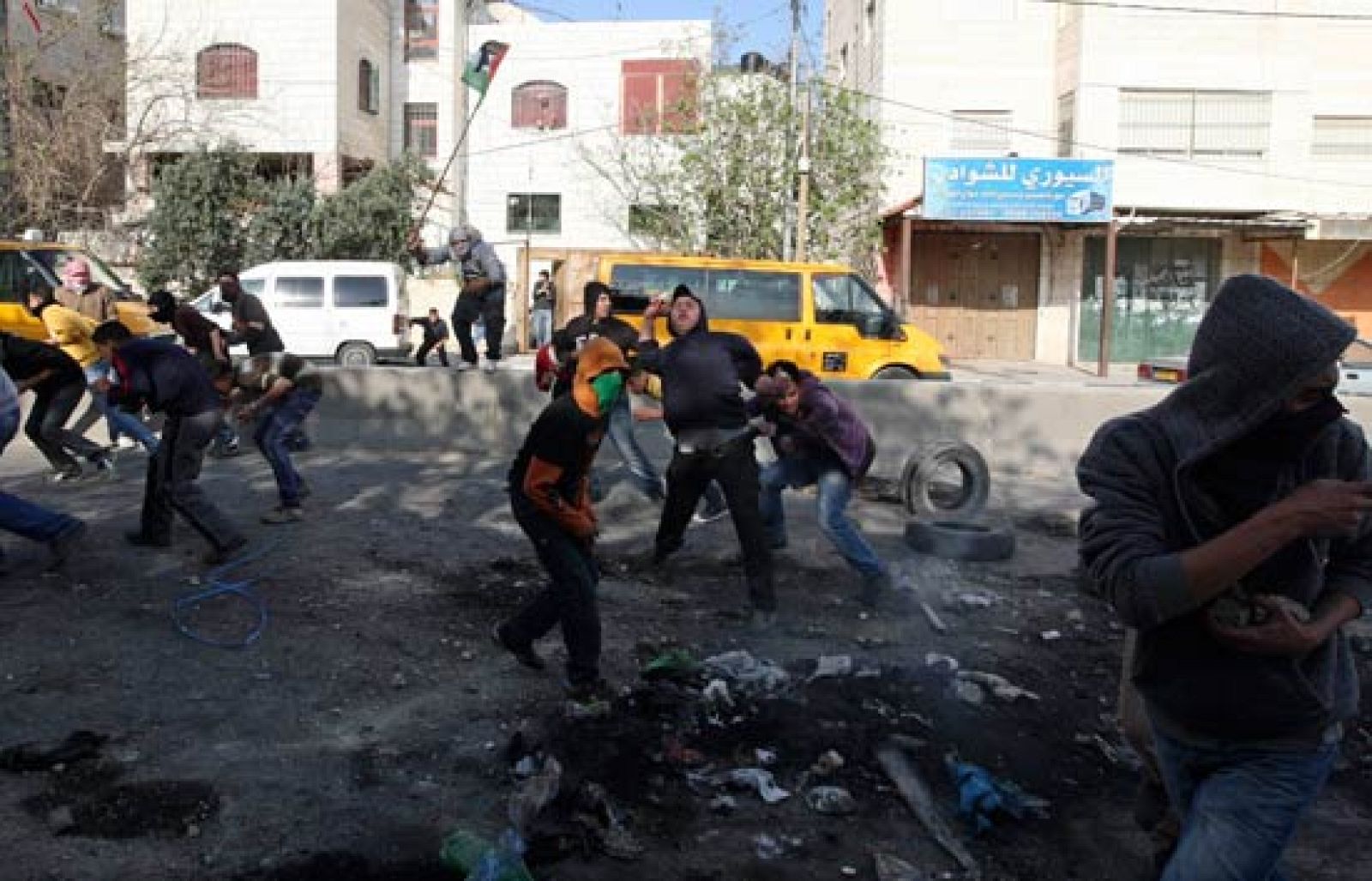 En Gaza crece la tensión tras los disturbios de ayer en Jerusalén | Ver