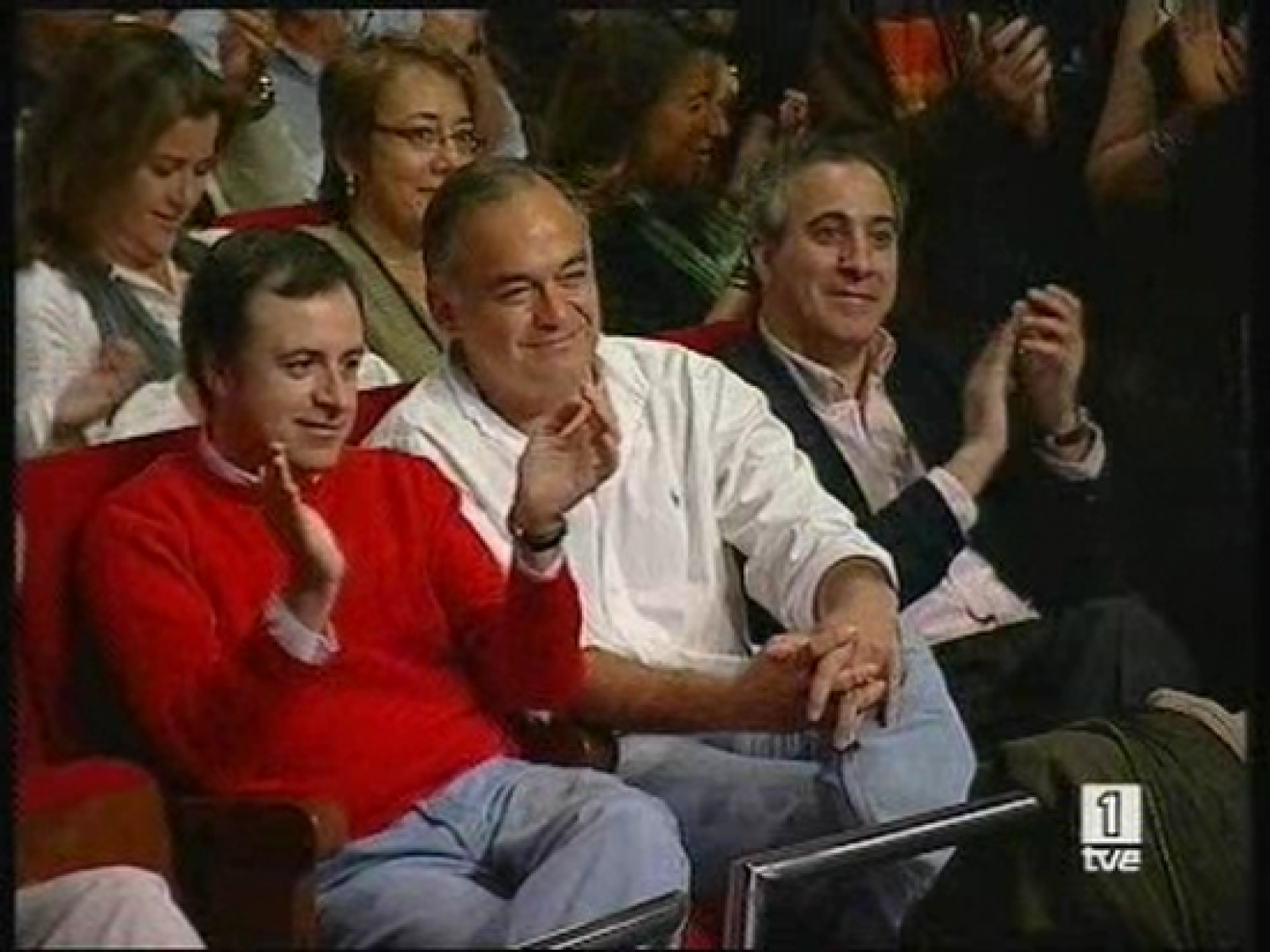 El presidente del PP, Mariano Rajoy, ha anunciado que tendrá colaboradores de la Comunidad Valenciana y ha señalado específicamente a Esteban González Pons.