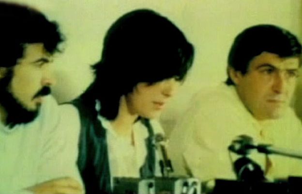 Crónicas - Los poli-milis lo dejaron